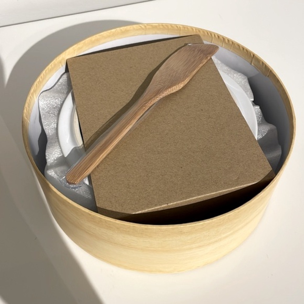 Brand New Petite Maison White Ceramic Brie Cheese Baker Baking Dish Ovenproof - Picture 2 of 10